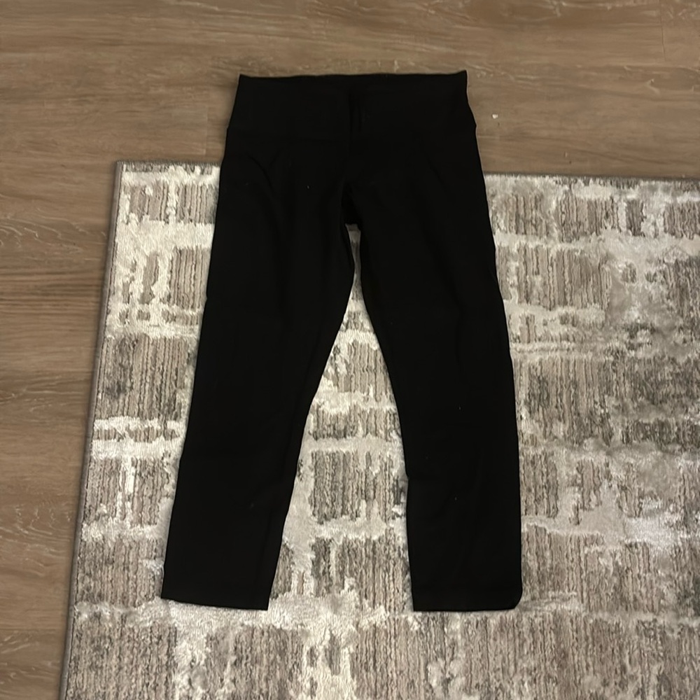 lululemon cropped leggings